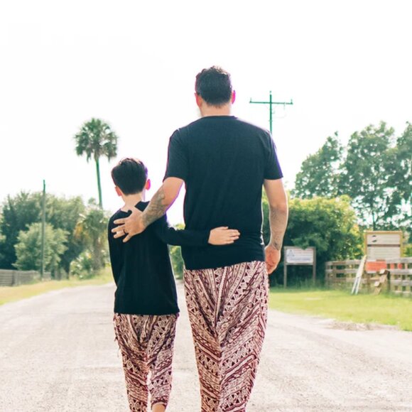 Buddha Pants Kids Unisex Boho Hippie Harem Pants Red - Picture 3 of 3